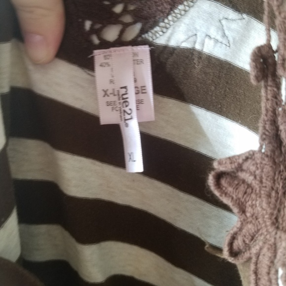 Crochet Back Brown and Cream Shirt - Picture 4 of 4